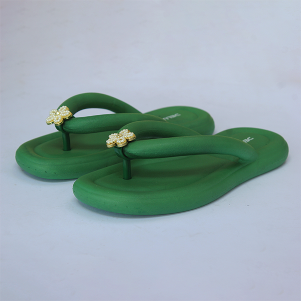 Load image into Gallery viewer, Green Soft &amp; Cozy Slippers for women
